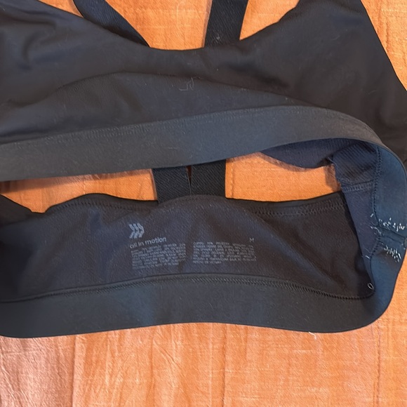 Soft Bra Bundle! All size medium - Picture 4 of 4